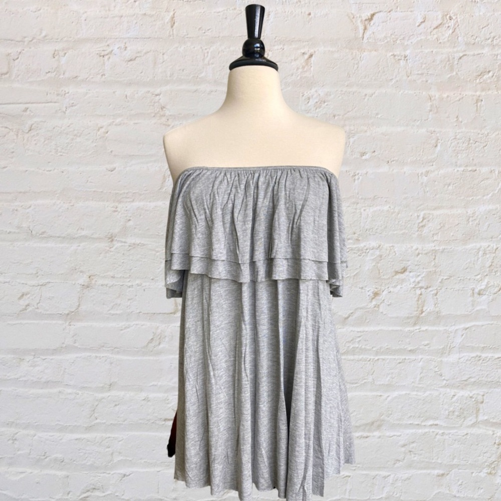 NWT Gianni Bini, Small, off the shoulder, top